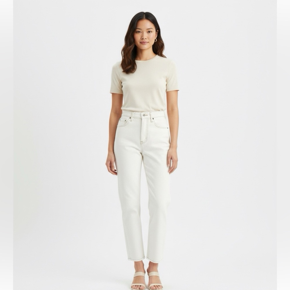 Abercrombie high waisted white jeans Size 0